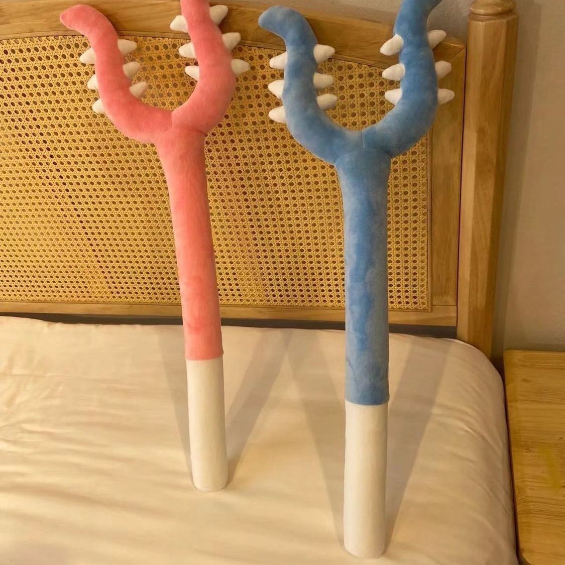 Prank Toys - 70cm Chiikawa Plüsch-Kampfstab Usagi Erwachsenen-Katzenfangspielzeug Lustiger