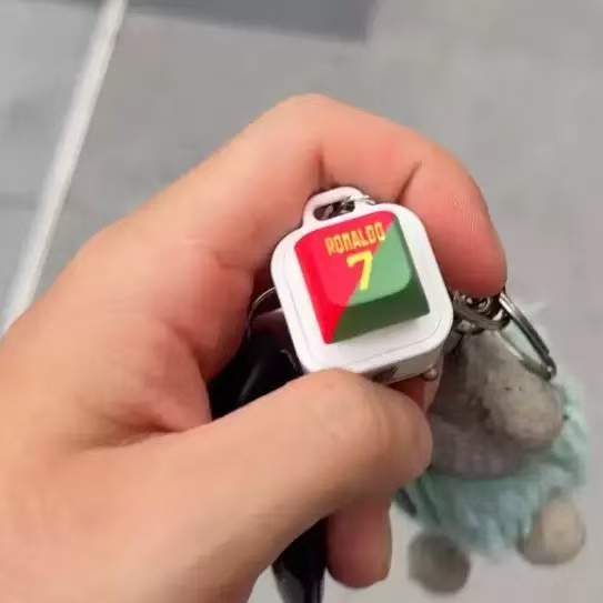 Haaland Fußball-Schlüsselanhän – Prank Toys Bewertung und Preis