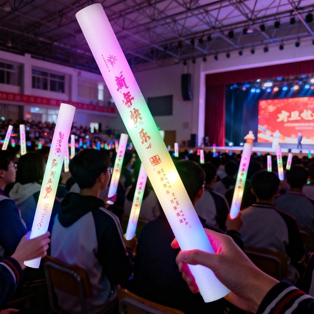 Atmosphäre Requisiten Bunte Sc – Flashing Led Foam Sticks Party Bewertung und Preis